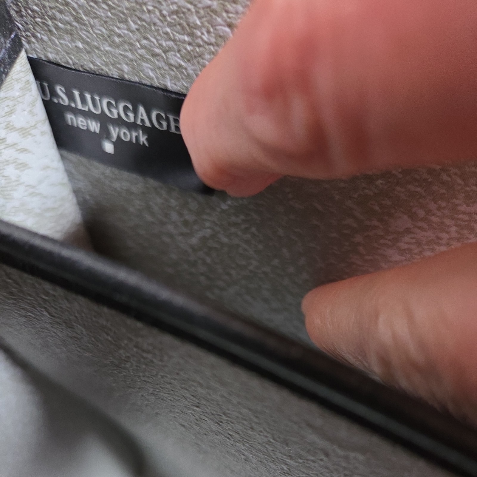 VTG U.S Luggage K74ST-4 Rolling Pilot Case Black Leatherette Catalog Case LOCKS