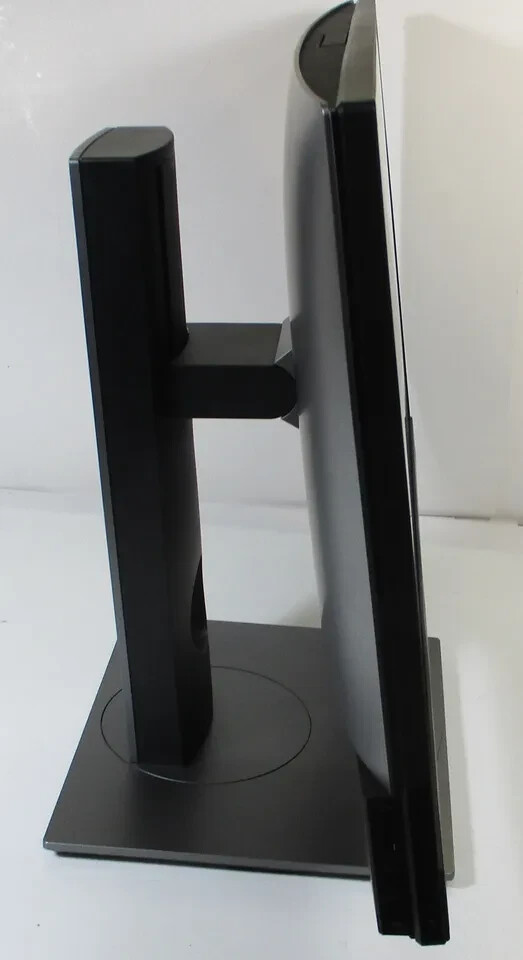 Dell OptiPlex 7460 All-In-One Intel i7-8700 CPU 8GB Ram 256GB SSD Windows 11