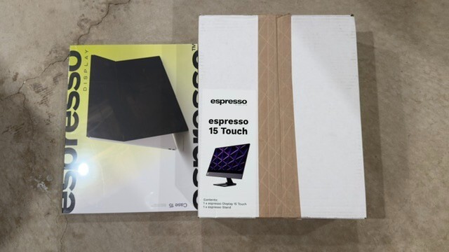 espresso 15.6″ Multi-Touch Display with Stand and Microfiber Case Kit
