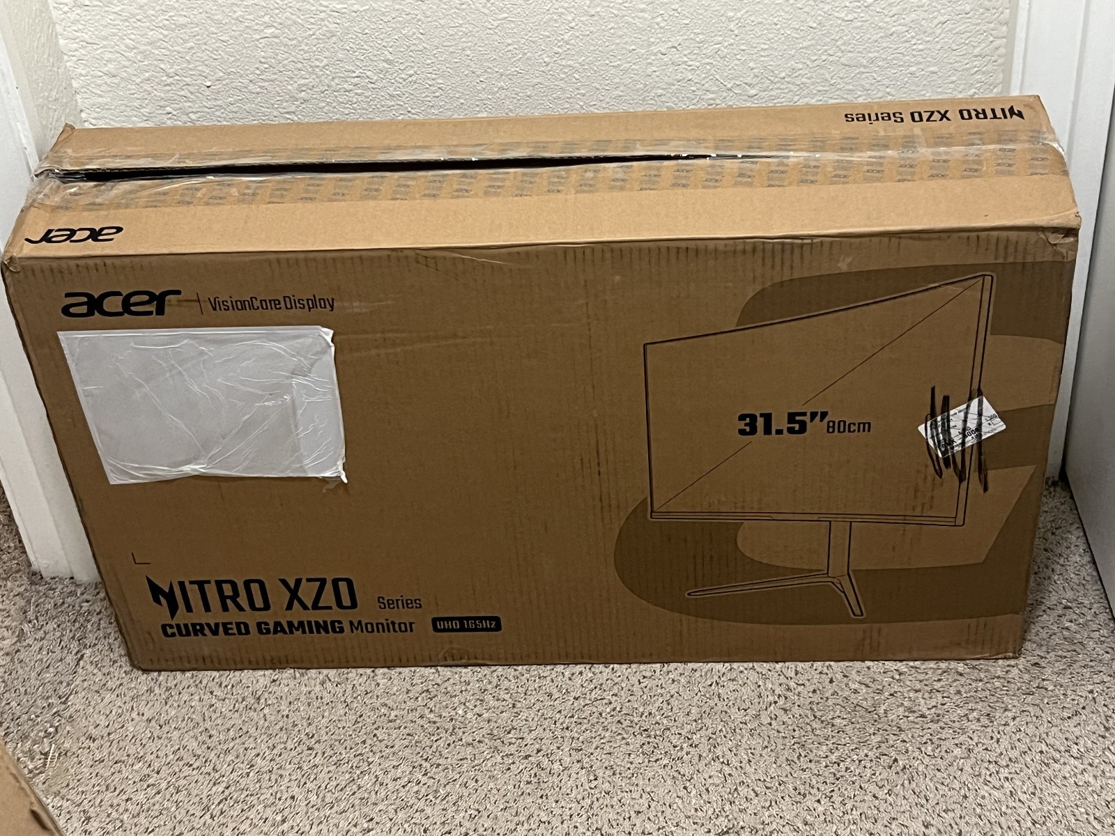Acer Nitro 31.5” LED Curved UHD 165Hz 0.5ms FreeSync Monitor (Display Port, HDMI