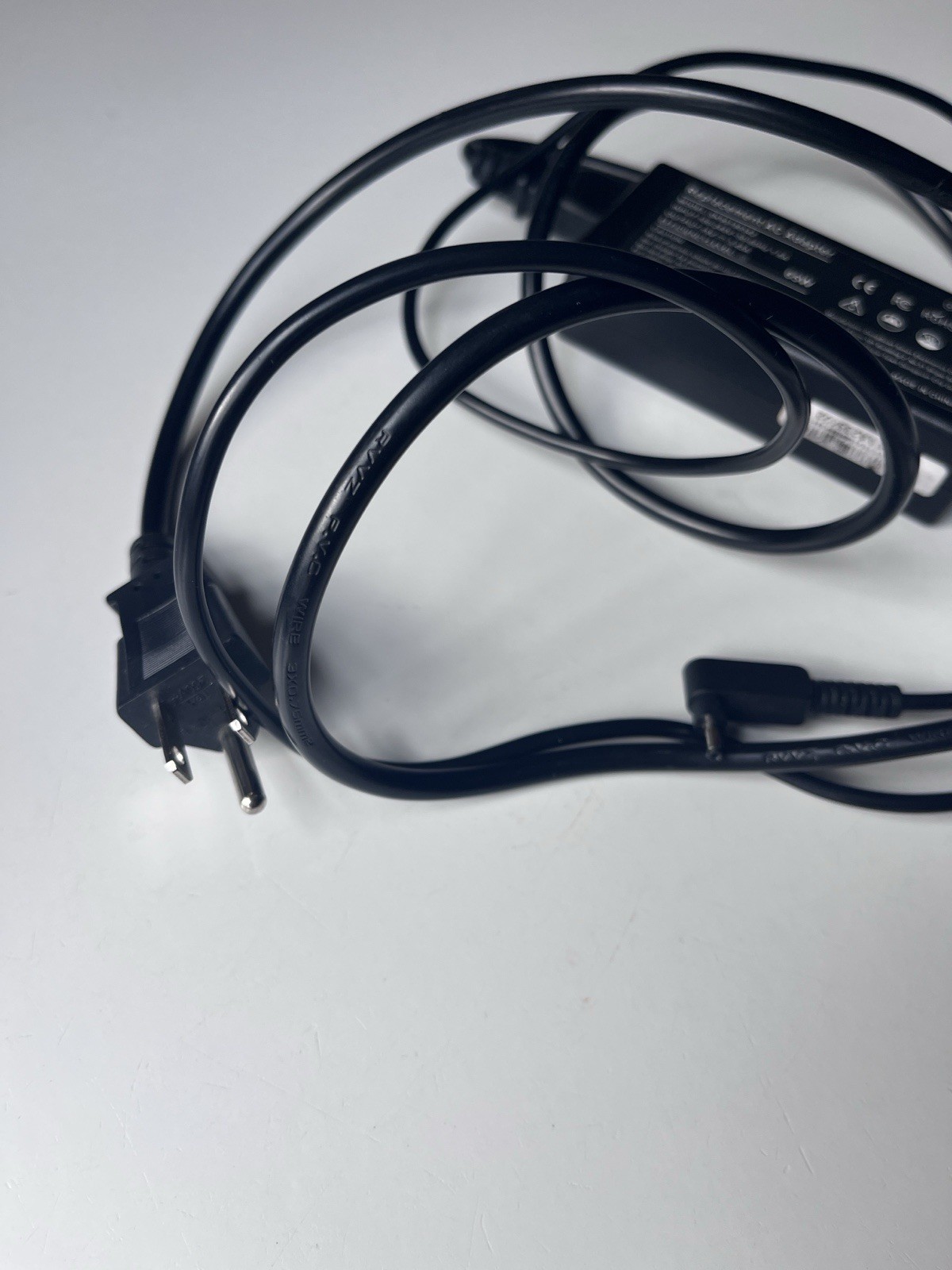 Replacement AC Adapter for Computer Laptop