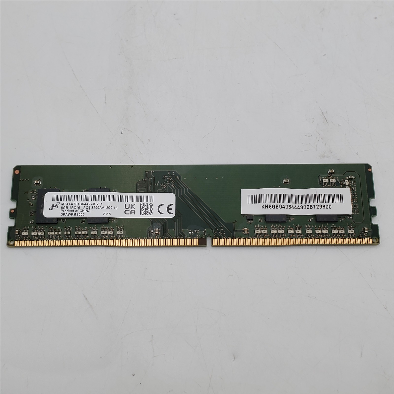 Micron 8GB DDR4 3200MHz PC4-25600 DDR4 UDIMM MTA4ATF1G64AZ-3G2F1