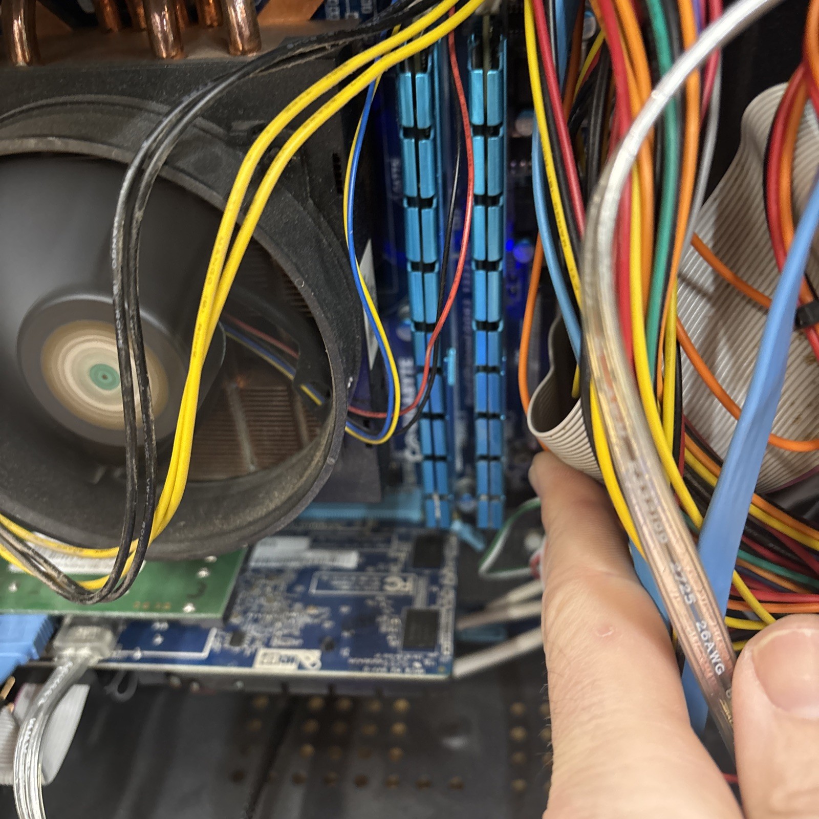 Custom Desktop PC ***Unknown Specs – Turns On***Parts/Repair