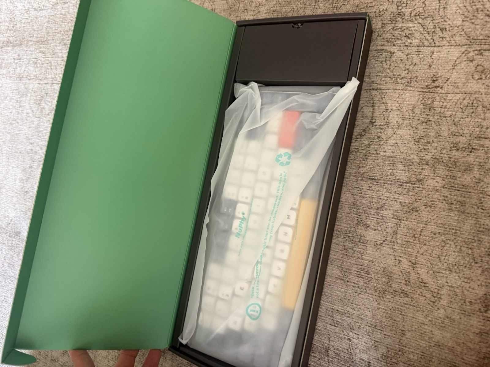 New NuPhy AIR75 Wireless Mechanical Keyboard