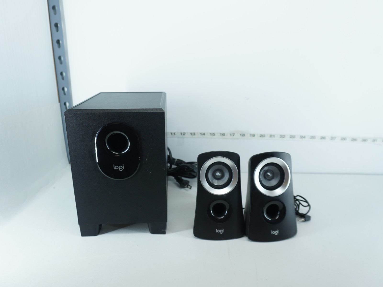 PARTS ONLY LOGITECH Z313 2.1 SPEAKER SYSTEM SUBWOOFER BLACK 980-000382