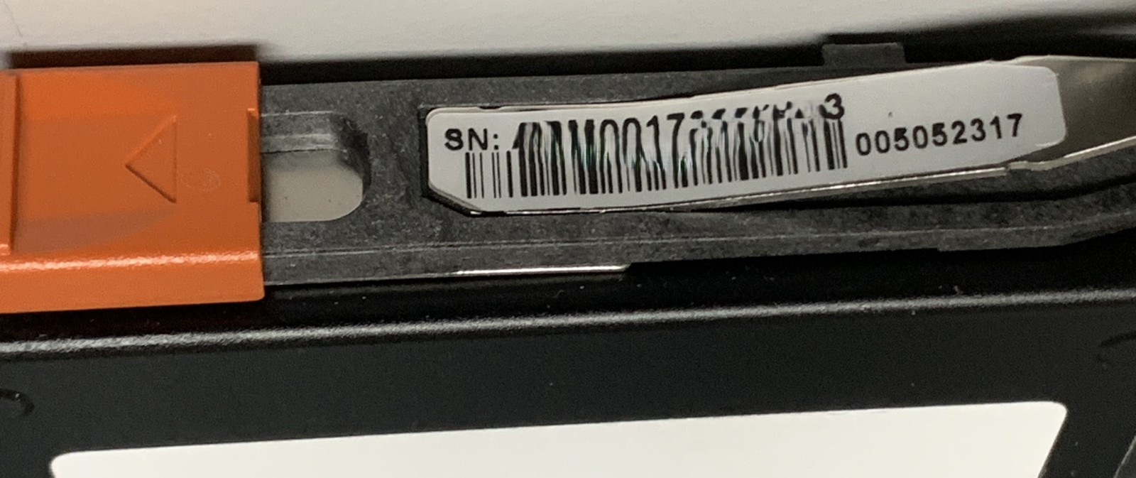 EMC 400GB SSD 2.5″ SAS A2000 11800299 or 118000537 005052317