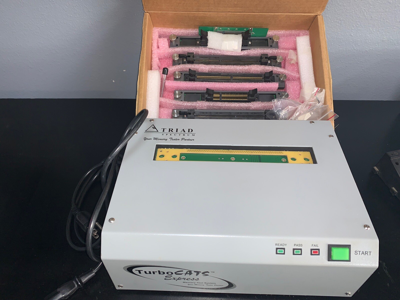 Triad Spectrum TurboCats Express Memory Programmer & Tester w/DDR 2 & 6 Adaptors