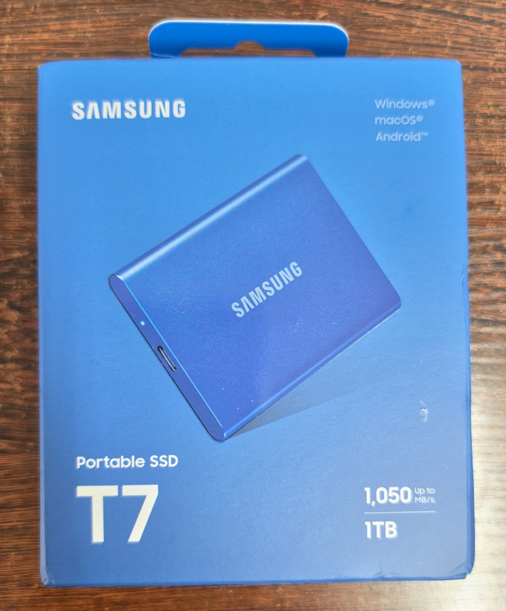 New Samsung T7 1TB Portable External SSD in Blue – Opened Box – Unused