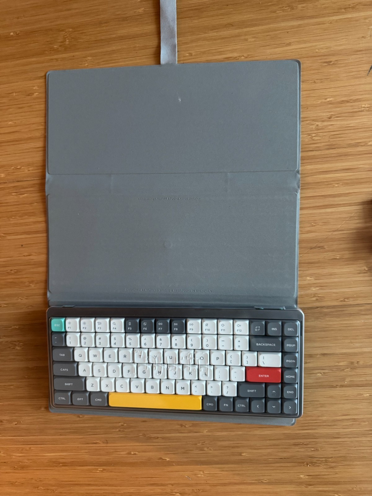 NuPhy Air75 v2 Wireless Mechanical Keyboard – ANSI US – Lunar Grey W/ Nufolio