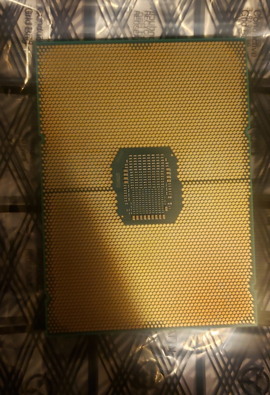 Intel Xeon Platinum 8370C 2.80 GHz 32-Core SRKHC LGA4189-4