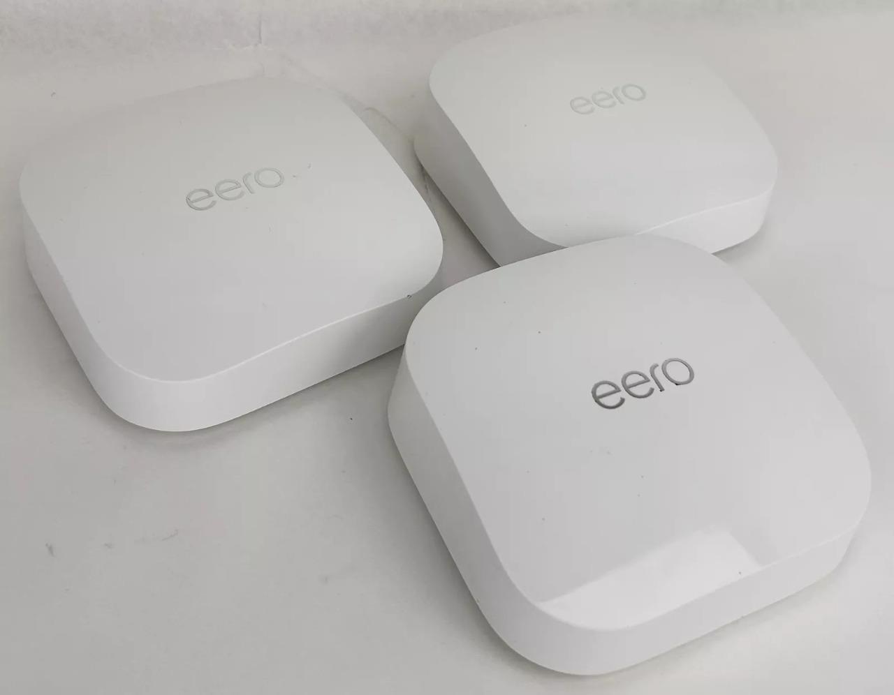 eero Pro 6E AXE5400 Tri-Band Mesh Wi-Fi 6E System (3-pack) S010311 – White