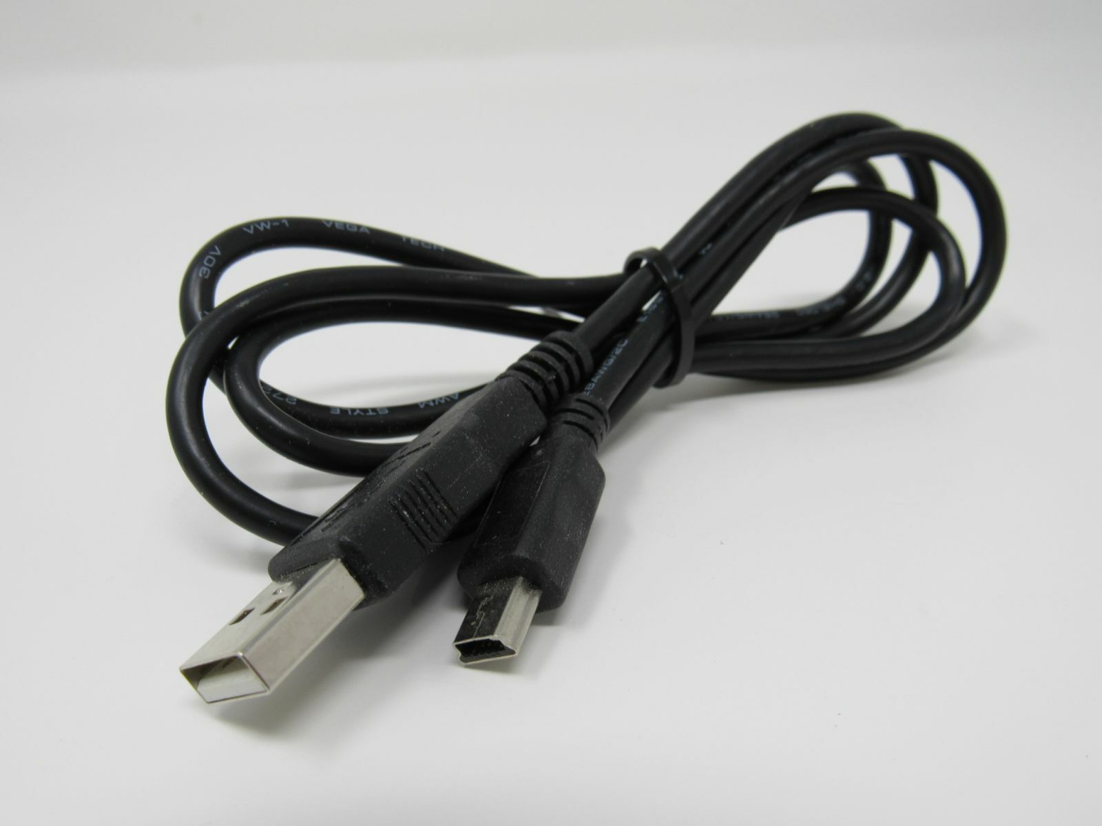 Standard USB A 2.0 Plug to USB Mini B Plug Adapter Cable 3 ft Male