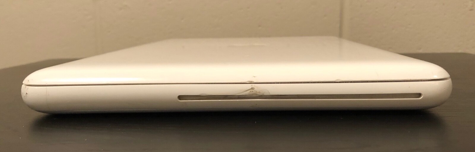 Apple MacBook 13” A1342 2010 2.4GHz/4GB/200GB/NVIDIA 320M – Working Battery!!!