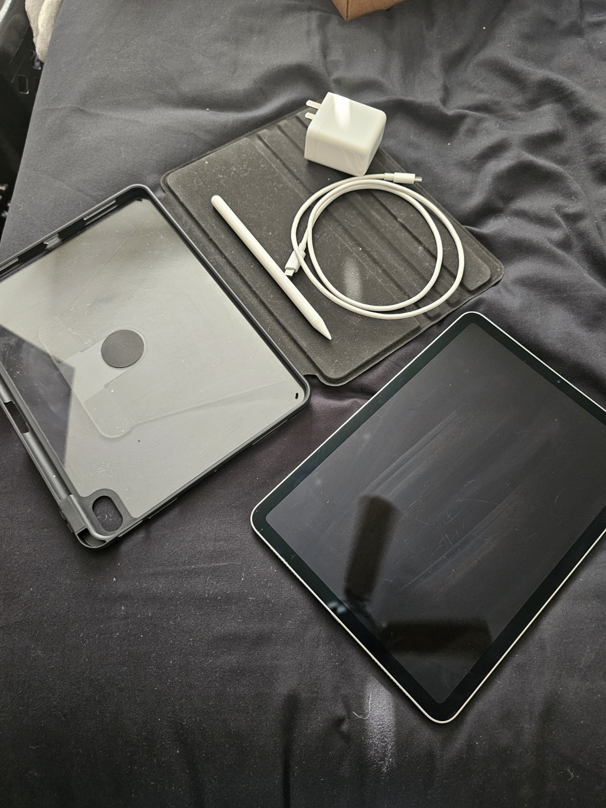 Apple iPad 11.5in 64GB Wi-Fi Silver Tablet Bundle w/ Apple Pencil, Case