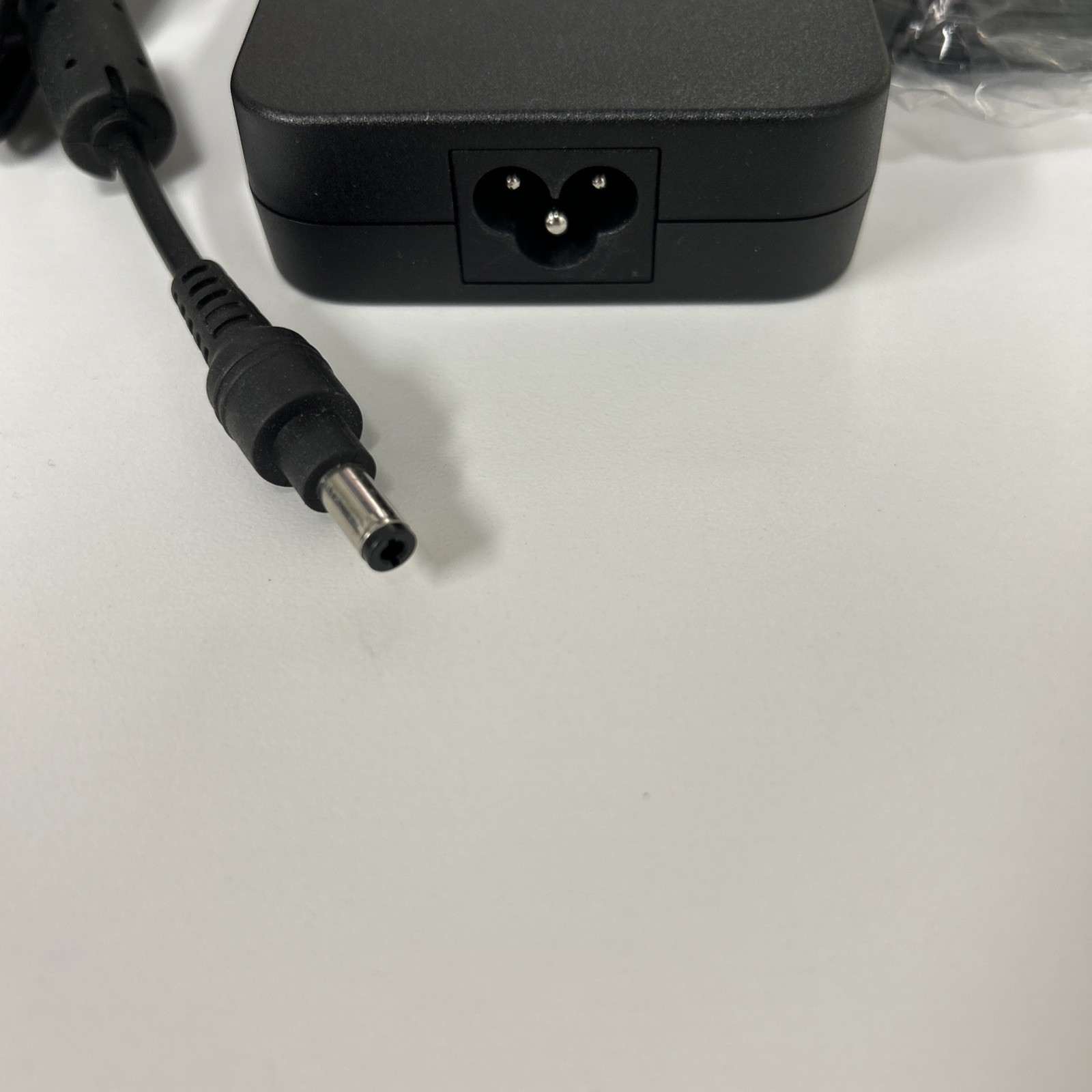 Lot of 10 OEM Chicony A15-120P1A 120W 19V 6.32A AC Power Adapters A120A046Q