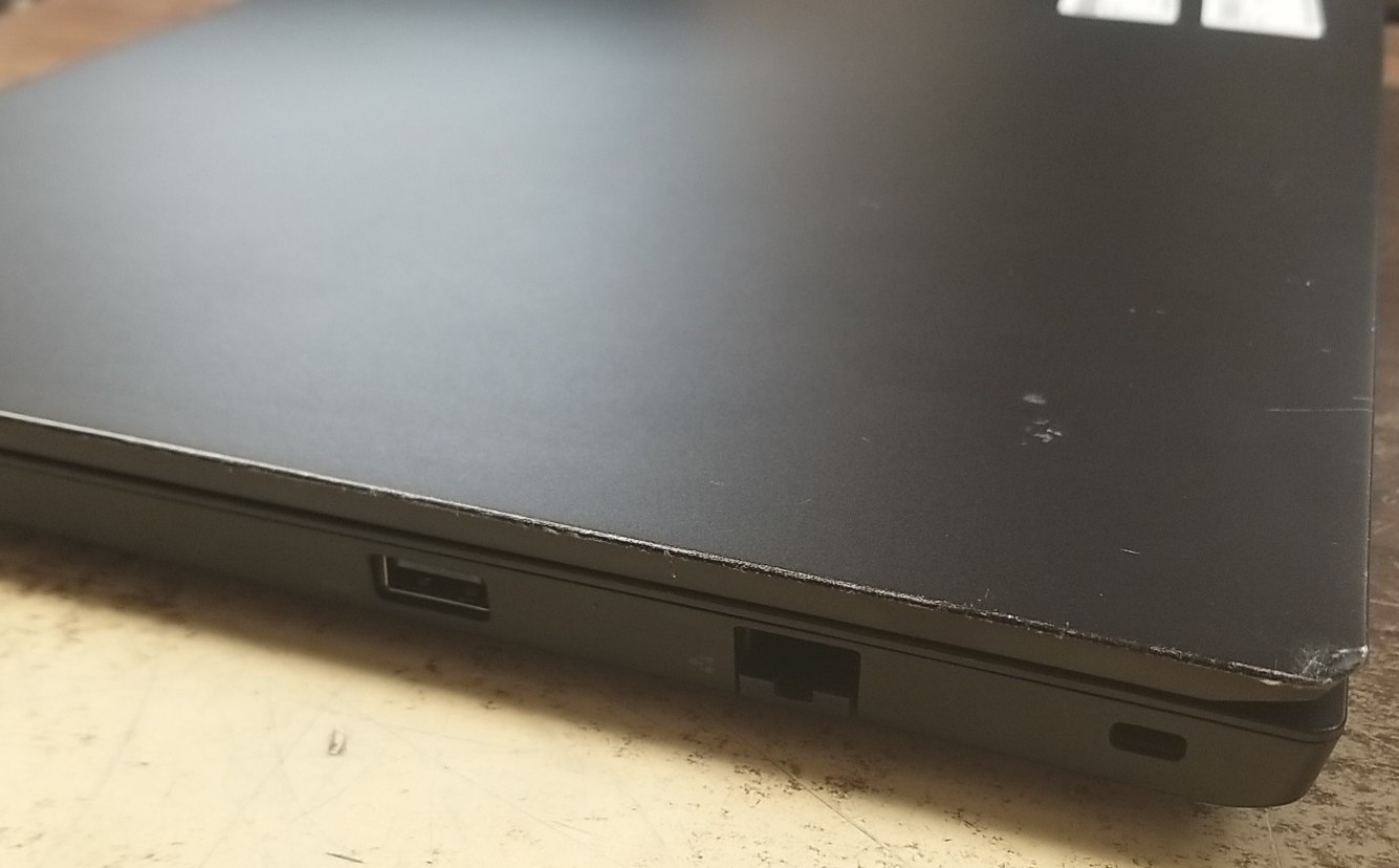 Lenovo ThinkPad E14 14″ i5-10210u – 8GB Ram, 256GB SSD.