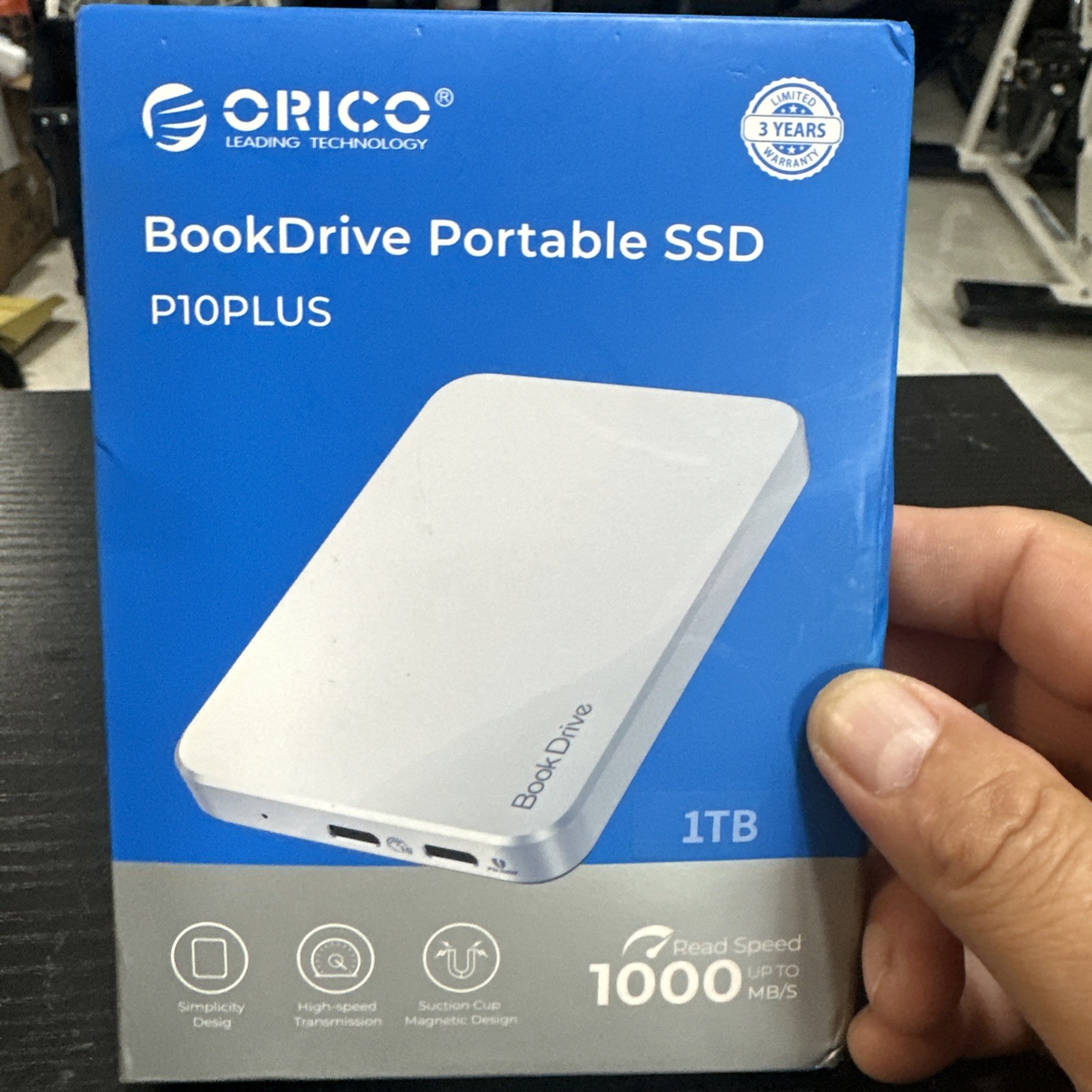 ORICO BookDrive P10PLUS 1TB USB-C Portable External SSD Silver PC/Mac Magnetic