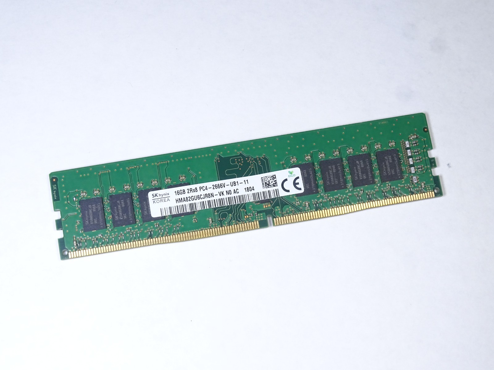 SK Hynix 16GB DDR4 2666MHz PC4-21300 UDIMM Desktop RAM (HMA82GU6CJR8N-VK)