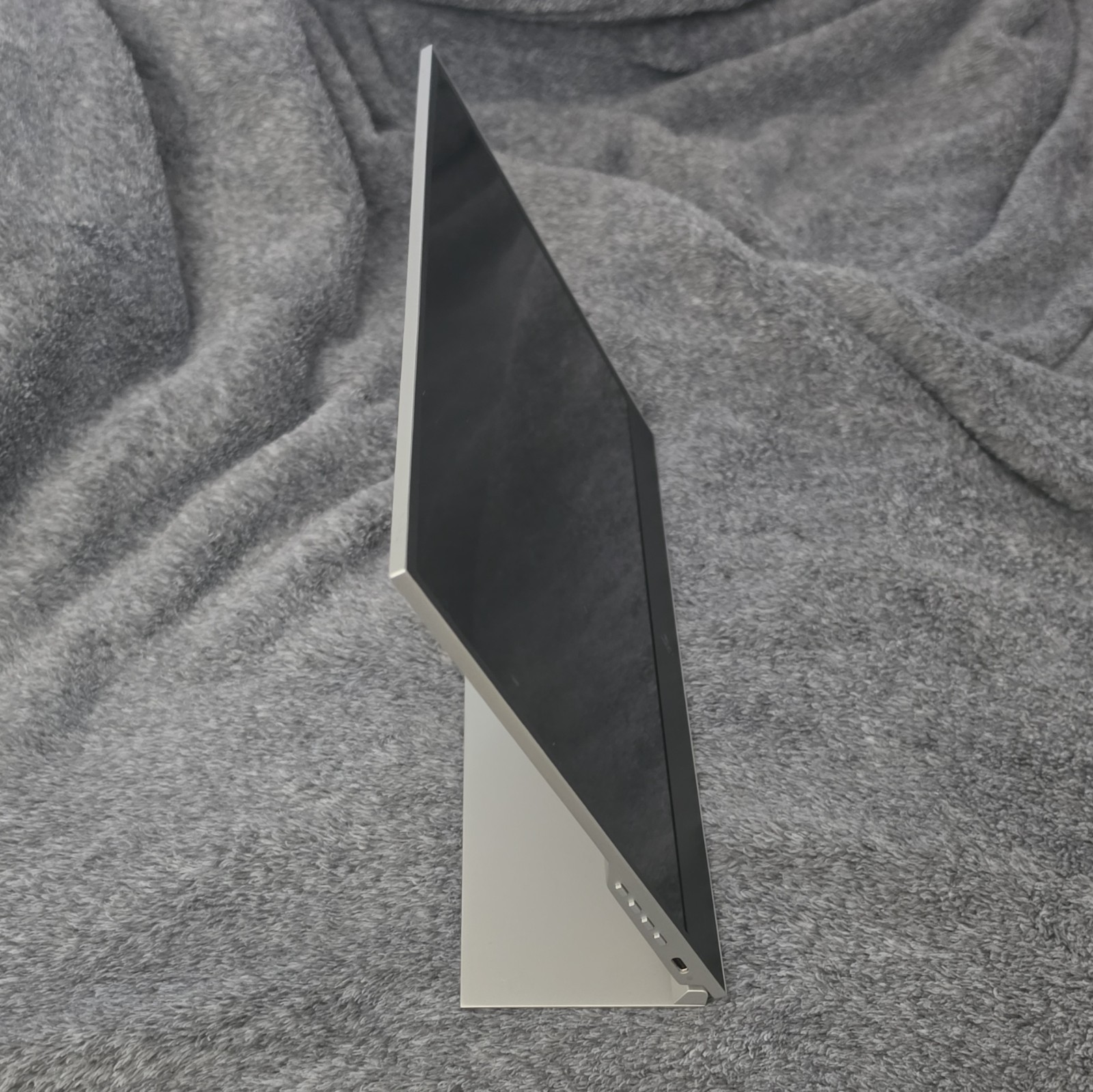 HP EliteDisplay E14 14in Portable USB-C IPS FHD 1920×1080 Slim Bezel