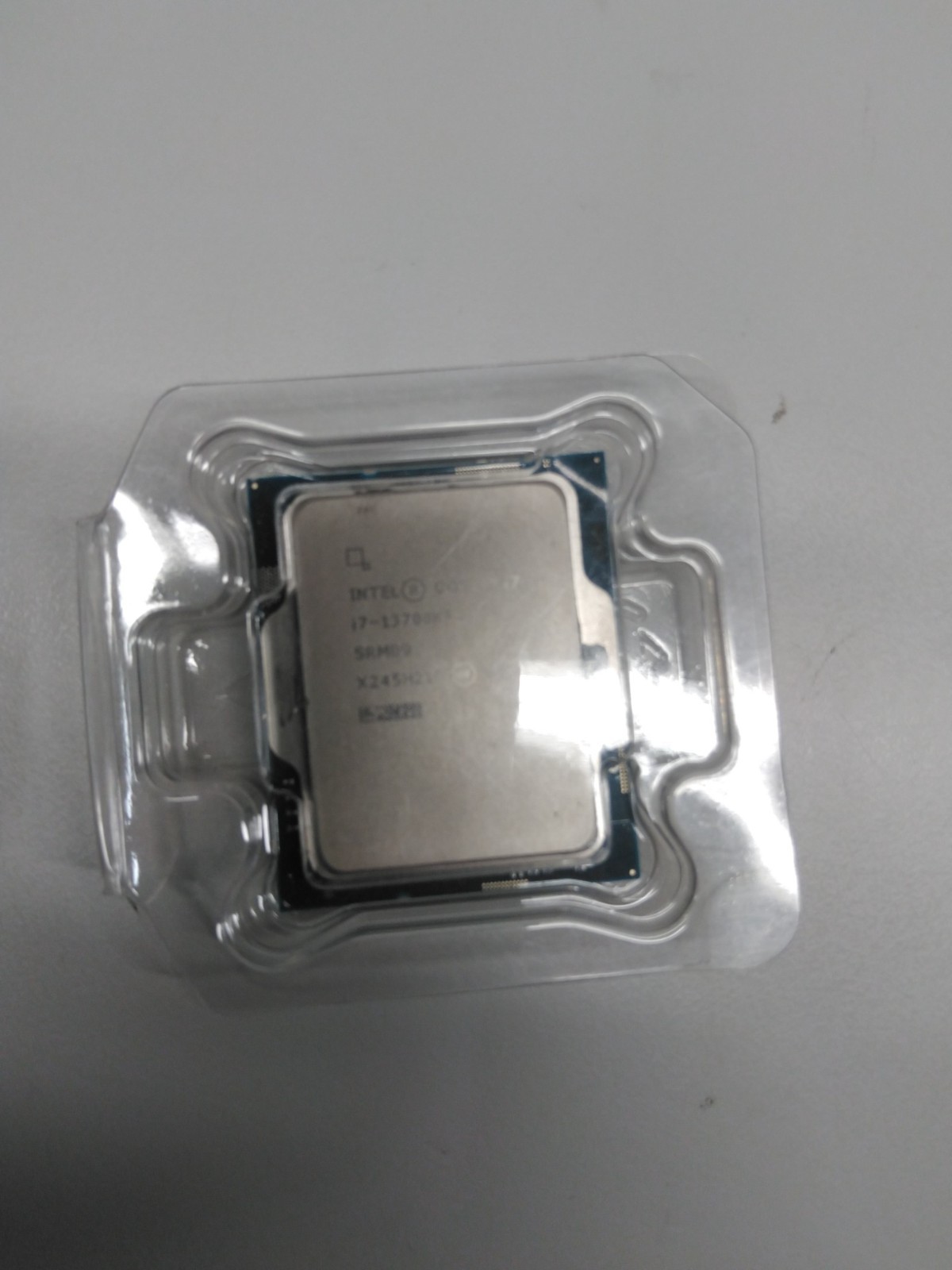 Intel Core i7-13700KF Gaming Desktop Processor 8 P-Cores + 8 E-Cores – Unlocked