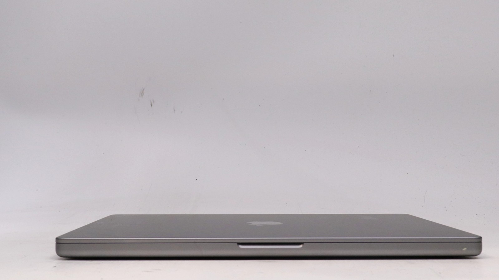 Apple Macbook Pro 16″ M1 Max 10-Core 64GB 1TB – Very Good READ DESC