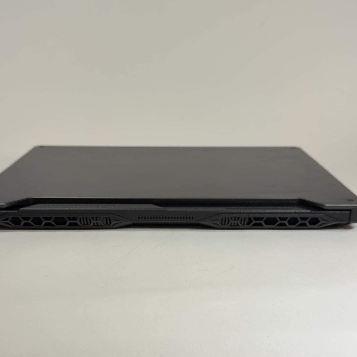 Asus TUF Gaming F15 FX506H 15.6″ i5-11400H 2.7GHz 512GB SSD GeForce RTX 3050