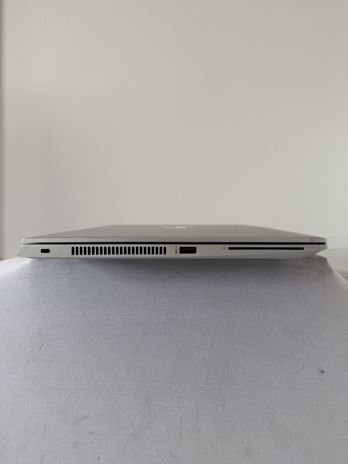 HP Elitebook 840 G6 Laptop – Good Screen – Intel i7 Gen 8 – RAM 8 GB – Read Des