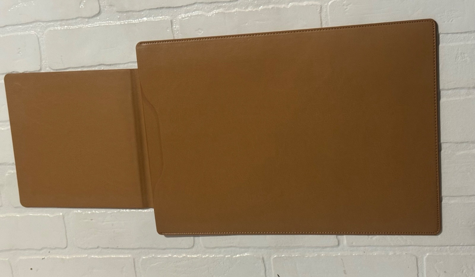 NEW Threshold LAPTOP SLEEVE Faux Suede Leather Built in Mouse Pad Magnetic Close