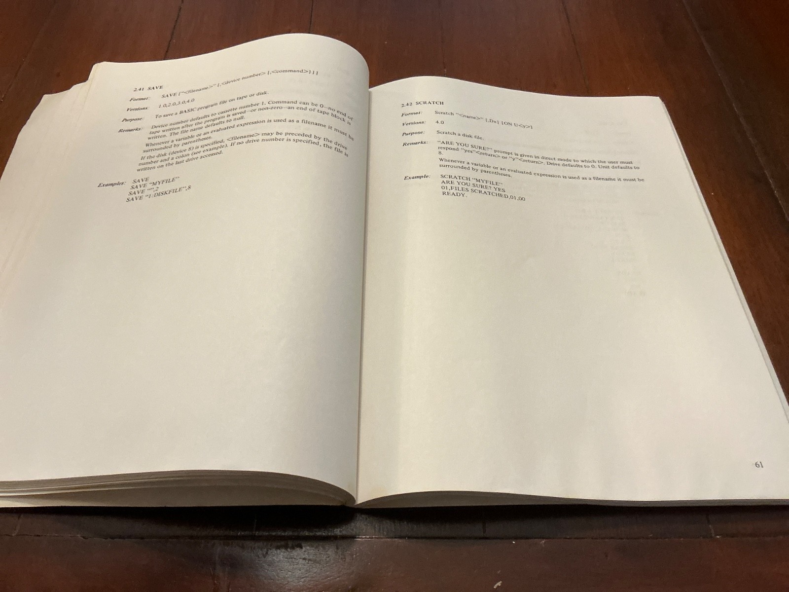 VTG USER’S REFERENCE MANUAL COMMODORE BASIC VERSION 1982