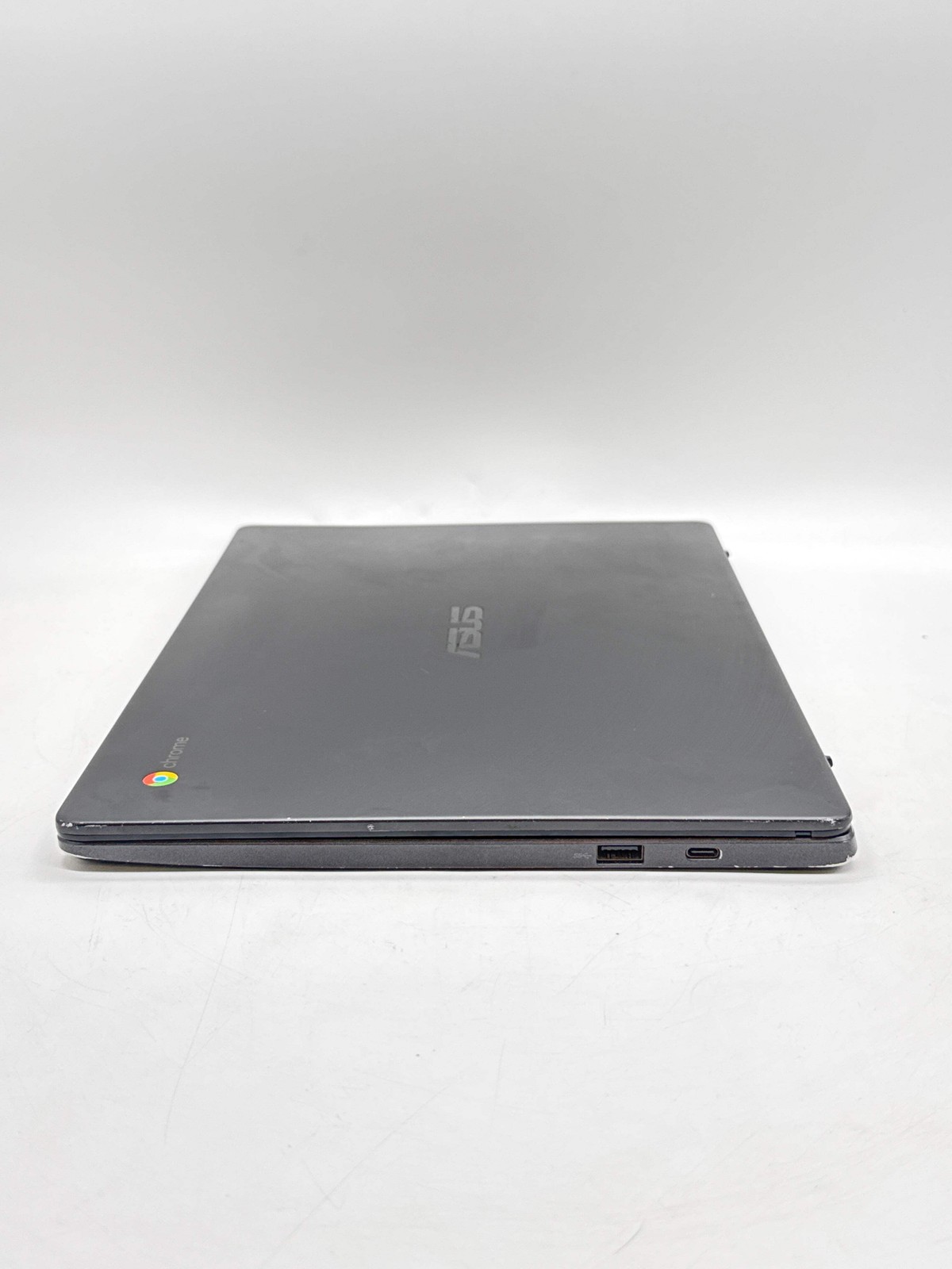 Asus Chromebook C423N 14″ Intel Celeron N3350 @1.1 GHz 4GB RAM 32GB eMMC