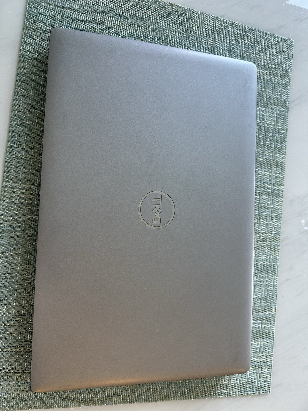Dell Latitude touchscreen 5520 15.6″ (512GB SSD, i7-1185G7, 3.00 GHz, 16GB)…