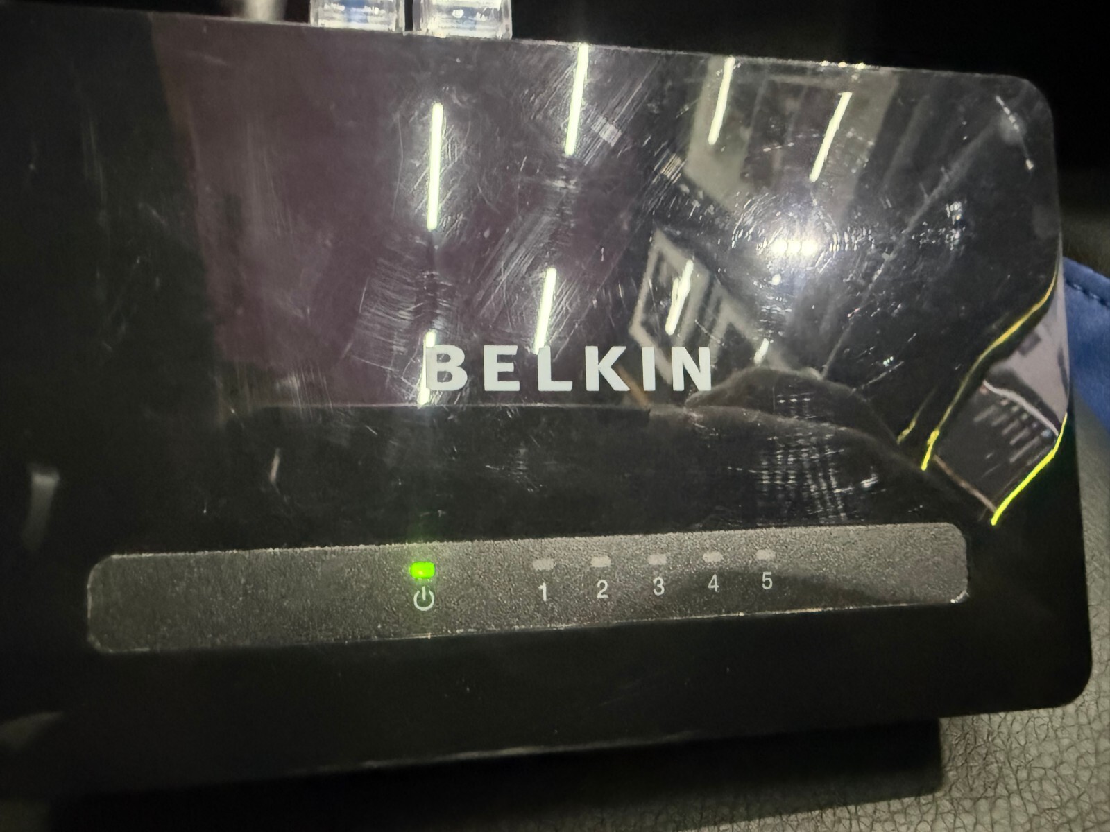 BELKIN E4G0510 WIRED 5 PORT GIGABIT NETWORK SWITCH