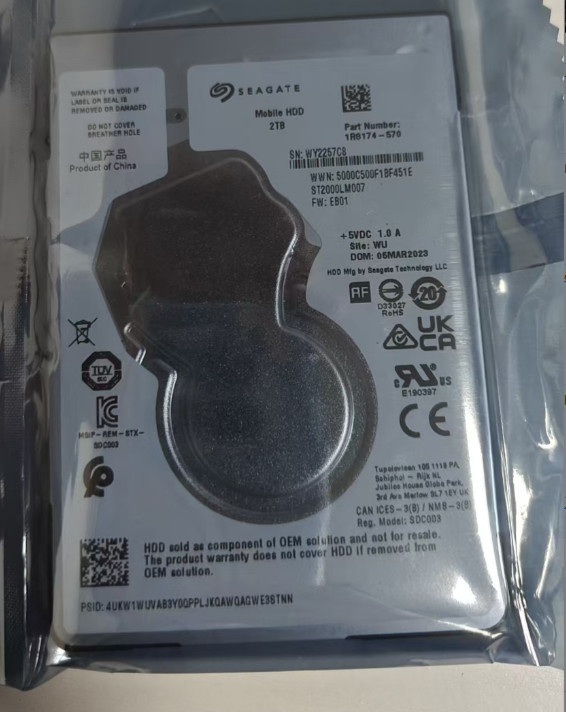 Seagate 2TB ST2000LM007 128MB SATA 6Gb/s 2.5″ Laptop HDD Hard Disk Drive -7mm