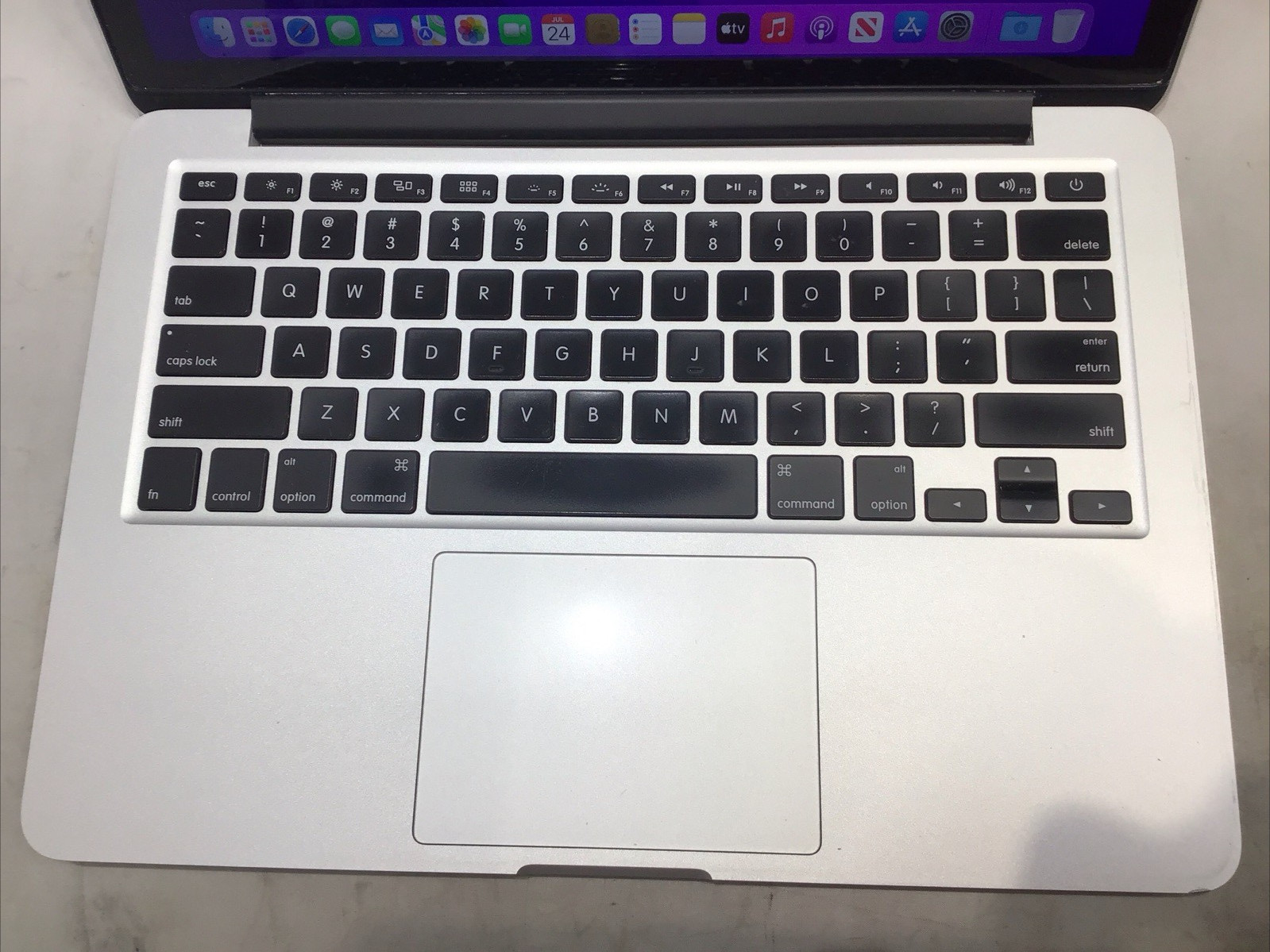 Apple MacBook Pro Retina 13″ A1502 Early 2015 i5 2.7GHz 8GB RAM 256GB SSD w/AC