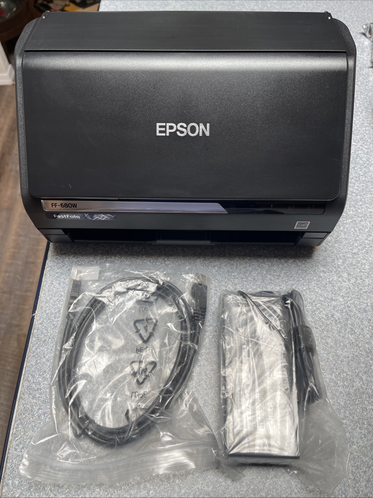 EPSON FastFoto FF-680W Document Scanner Used