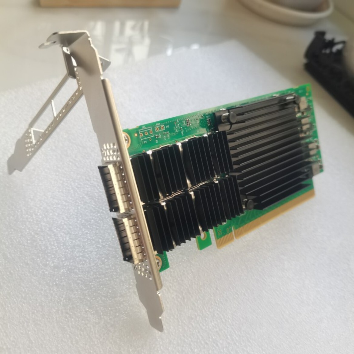 PCIe x16 dual port 100G QSFP28 Ethernet network adapter