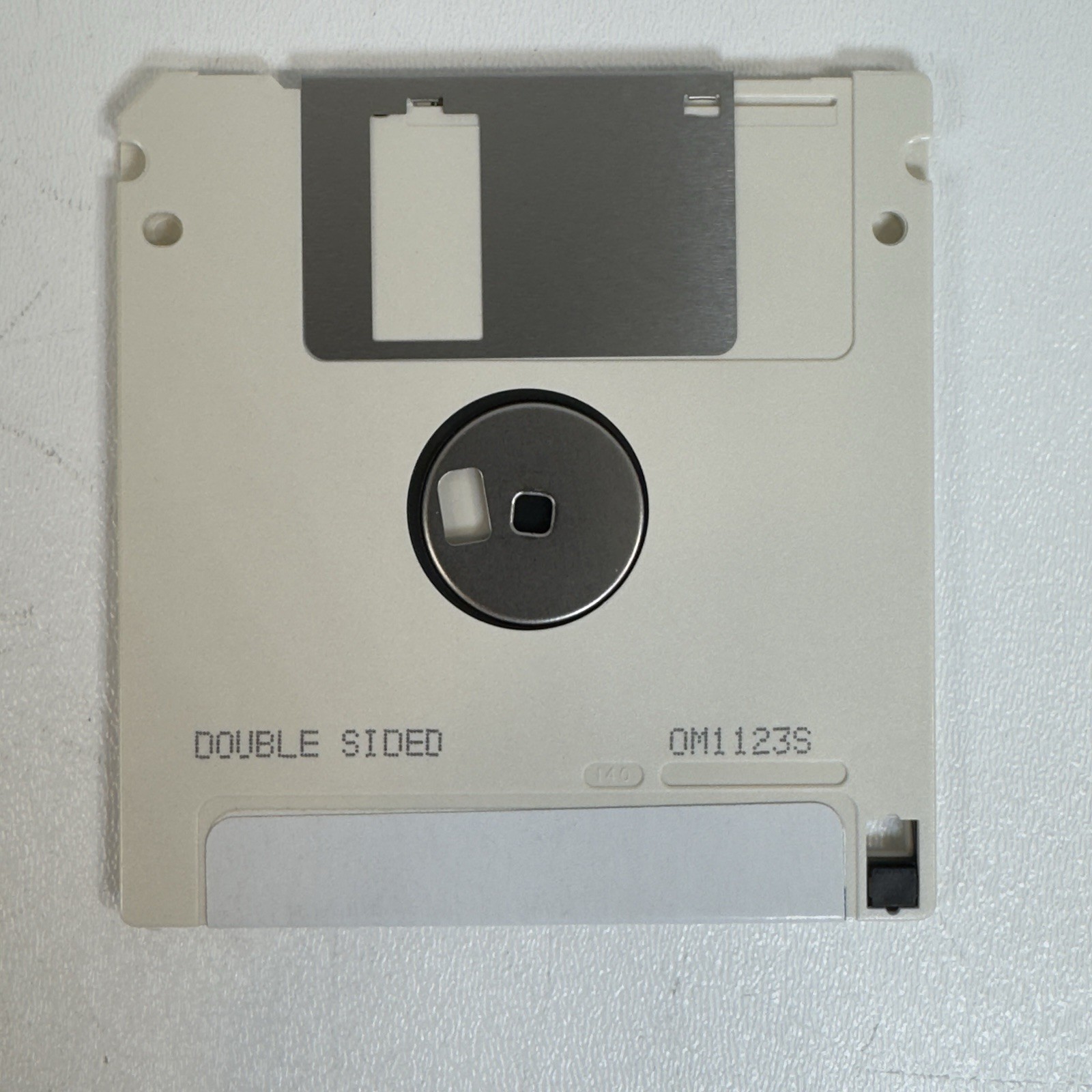 Lot of 48 Unused 3.5″ Floppy Disks -Double-Sided Double-Density (DSDD) 720KB NEW