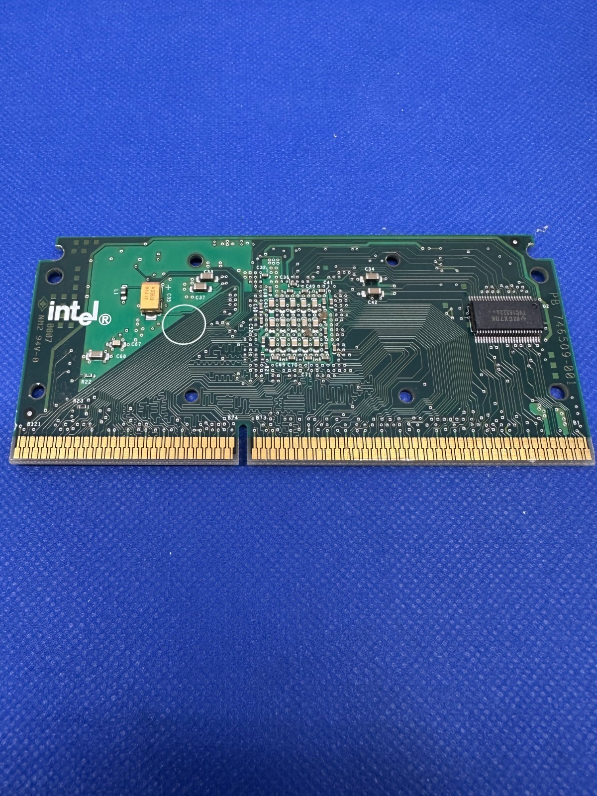 Intel Pentium III Processor Module PB746509-001 Slot 1 CPU Card OEM Vintage