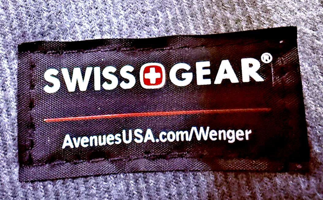 Wenger Swiss Gear Lunar 12″x9″ Tablet iPad Case Sleeve Blk GA-762Free Shipping