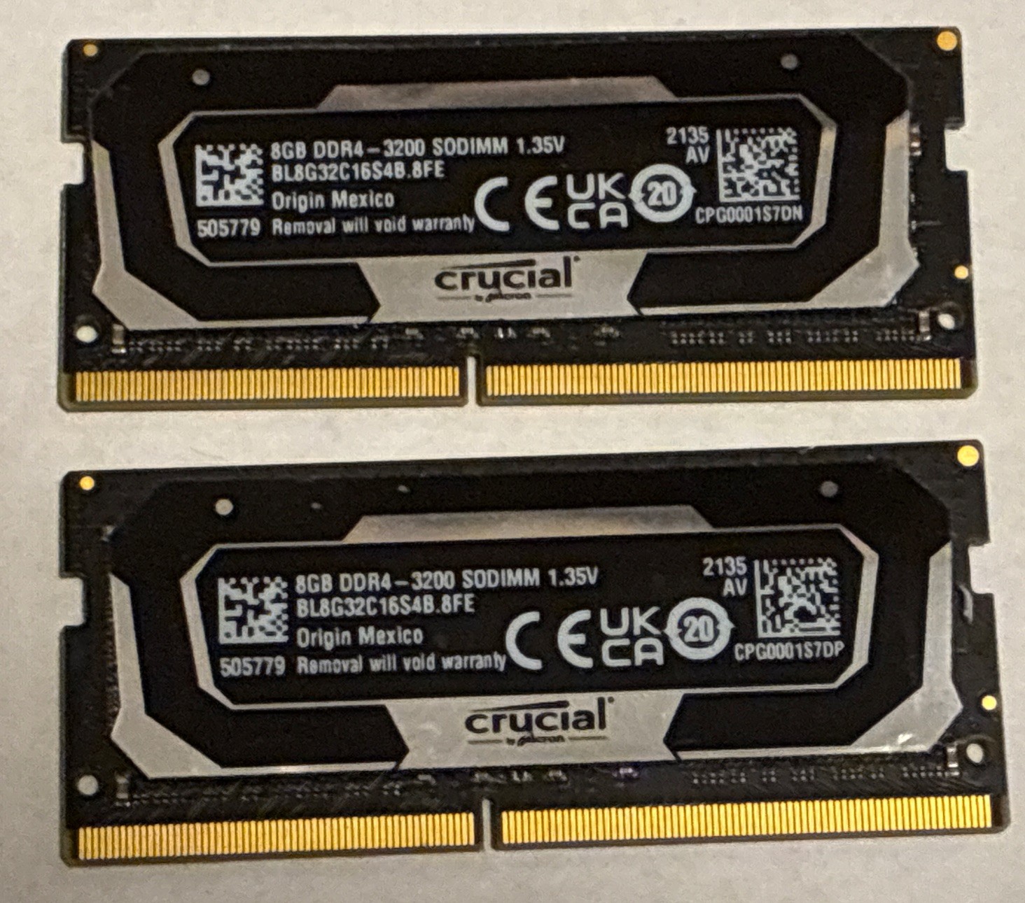 Crucial Ballistix 16GB PC4 DDR4 SDRAM SO-DIMM 3200MHz (PC4-25600) BL8G32C16S4B