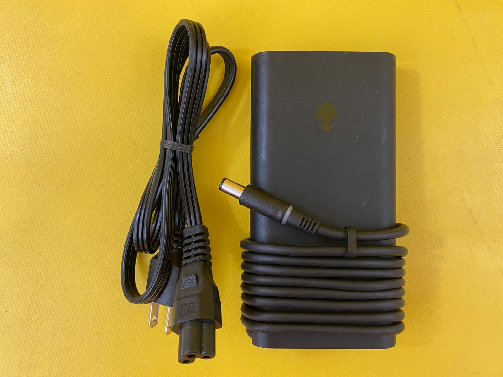 Original Slim Charger Adapter for Alienware 240W x17 R2 RTX3060 GaN HA240PM200