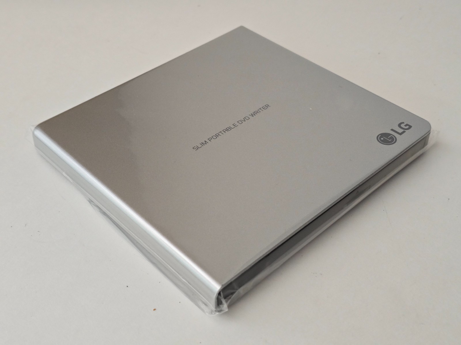 (OPEN BOX) LG GP65NS60 Ultra Slim Portable DVD Writer