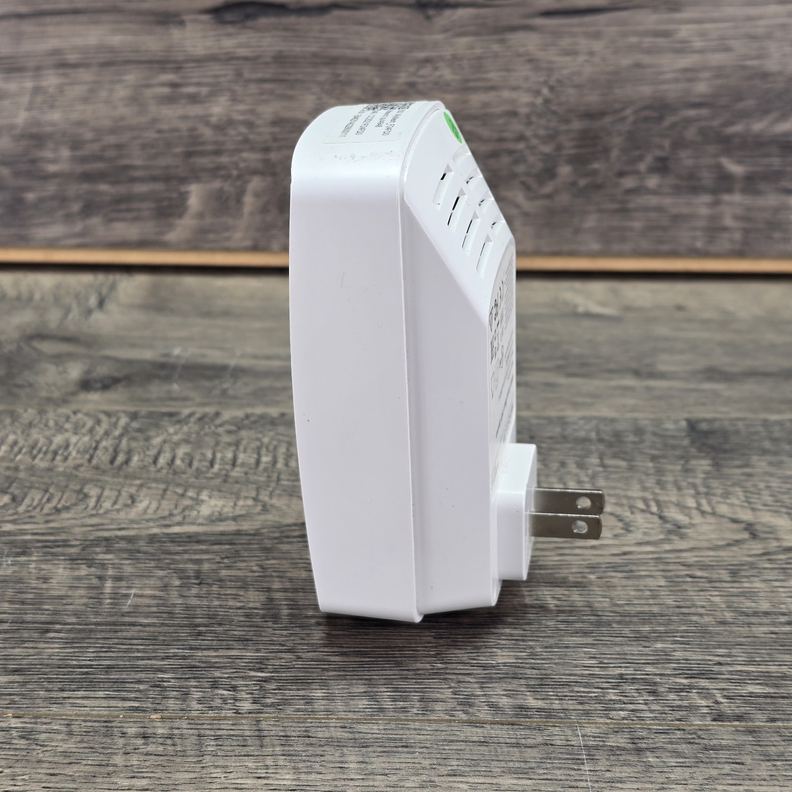 MeshForce Dot M3 Whole Home Mesh WiFi System Plug-In Node Extender