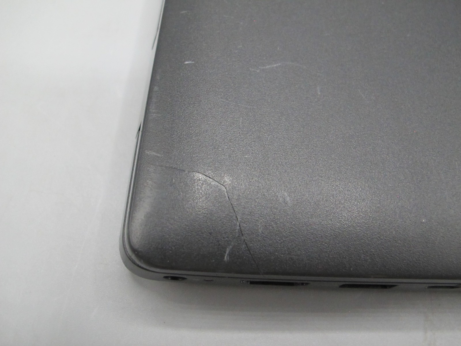 Dell Latitude 3420 14″ (i5-1135G7 2.40GHz-16GB RAM-256GB SSD-Win11Pro) (READ)