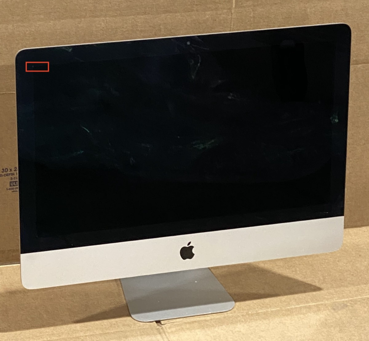 Apple iMac 21.5″ A1418 2017 I5-7400 3GHz 8GB DDR 1.03TB SSD Silver Fair/S3-READ