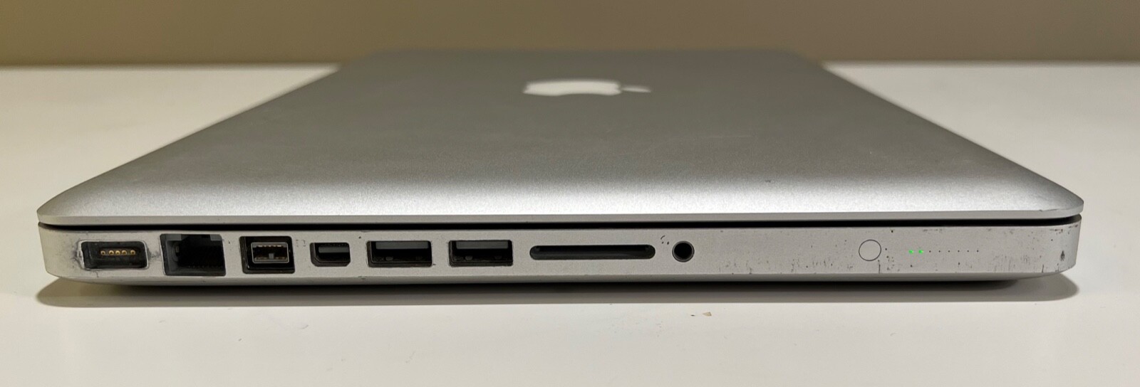 Apple 13″ MacBook Pro 7,1 A1278 2010 2.4GHz C2D / 4GB / 128GB SSD / NVIDIA 320M