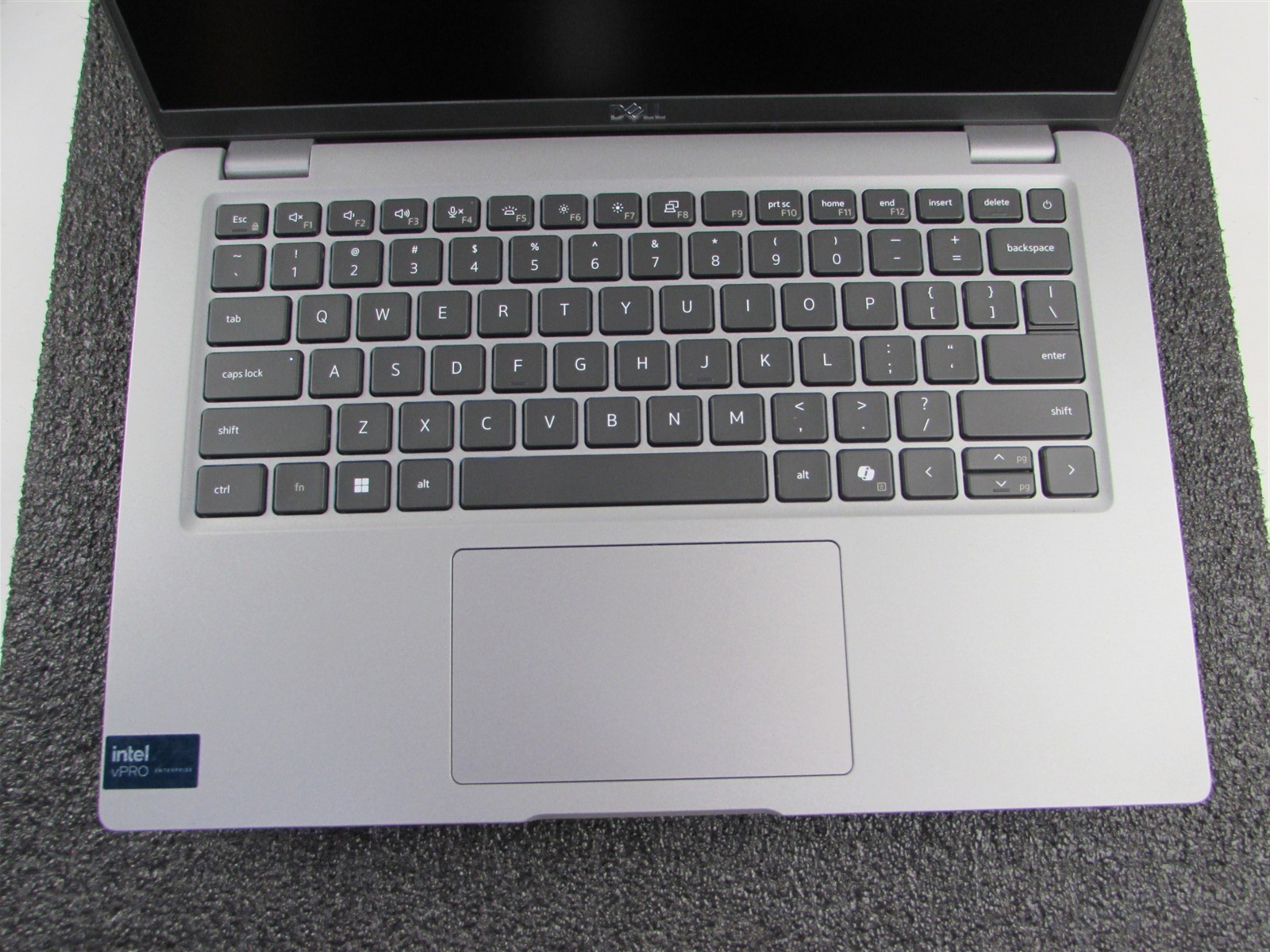 DELL LATITUDE 5450 1920X1080 FHD CORE ULTRA 5 135U 512GB SSD NO RAM NO O.S