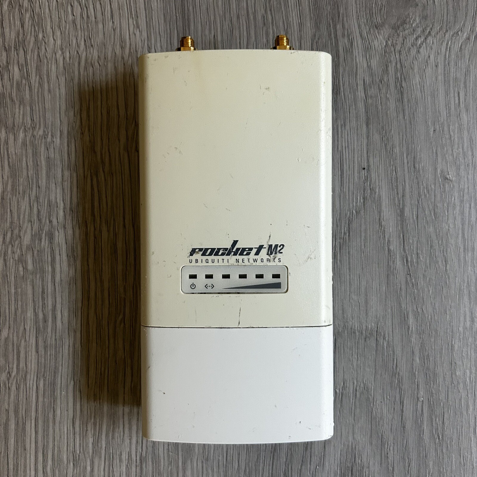 Ubiquiti Rocket M2 (ROCKETM2) airMAX 2.4GHz Wireless BaseStation Access Point