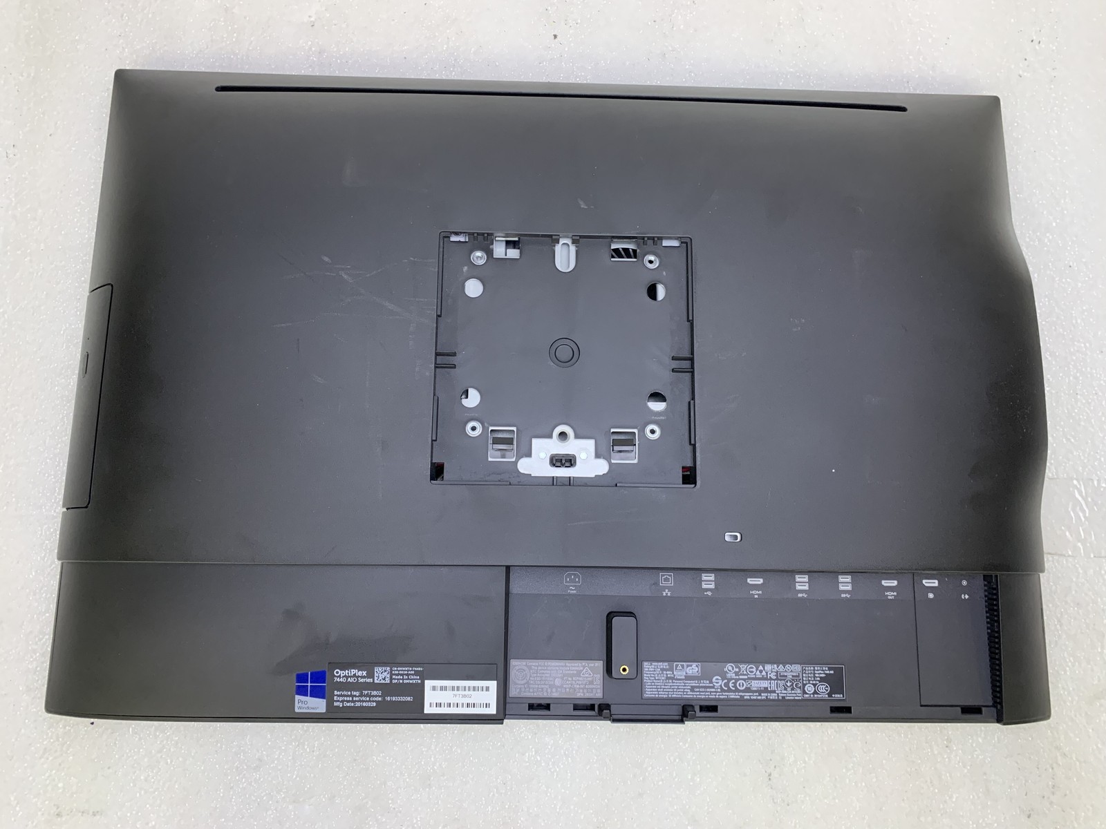 Dell OptiPlex 7440 AIO 23″ Core i7-6700 3.4GHz 16GB RAM 500GB HDD NO OS NO STAND