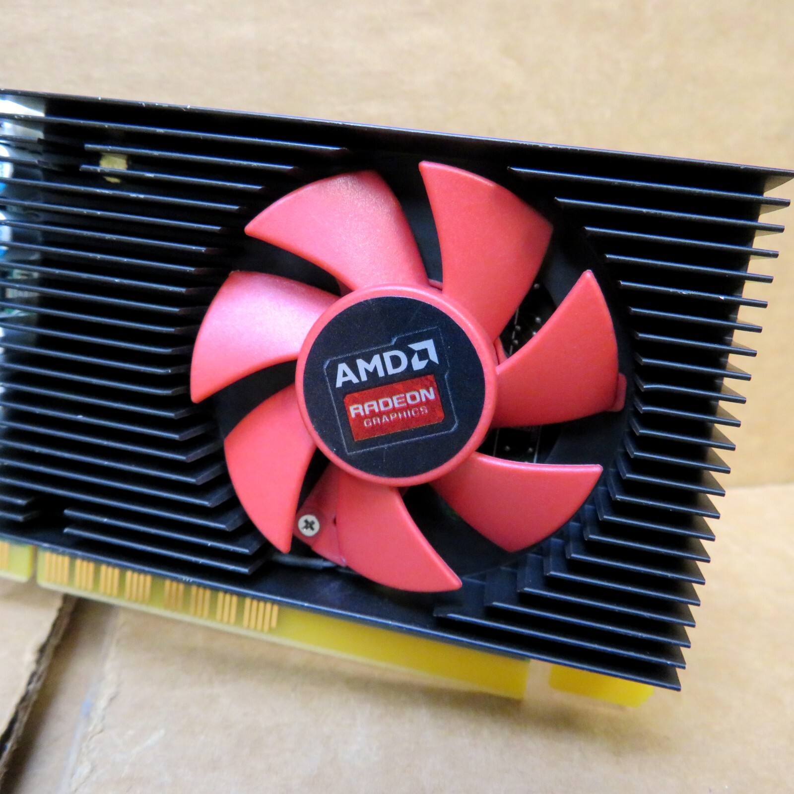 DELL (AMD) Radeon R5 430 Graphics Card w/2 GB GDDR5 Memory (Low Profile Model)